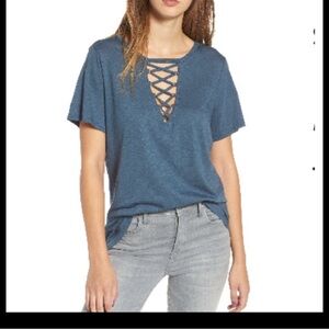 Socialite Grommet Lace-Up Tee Teal M